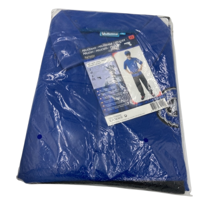 Verleidelijke Politieman Verkleedset – Blauw Shirt, Zwarte Broek, Riem & Pet